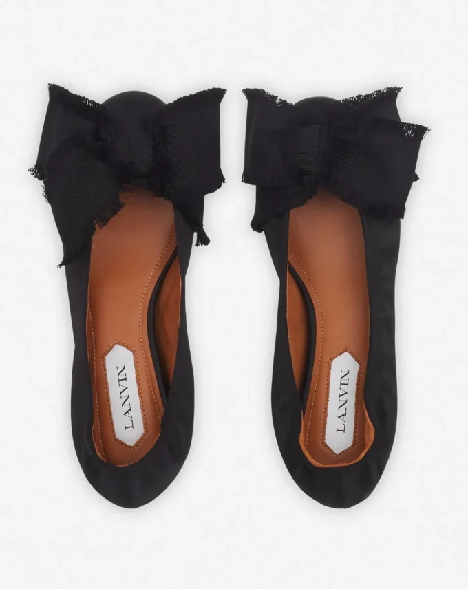 Ballerine con fiocco in raso Ballerine con fiocco in raso