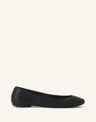 Ballerine piatte in pelle Ballerine piatte in pelle
