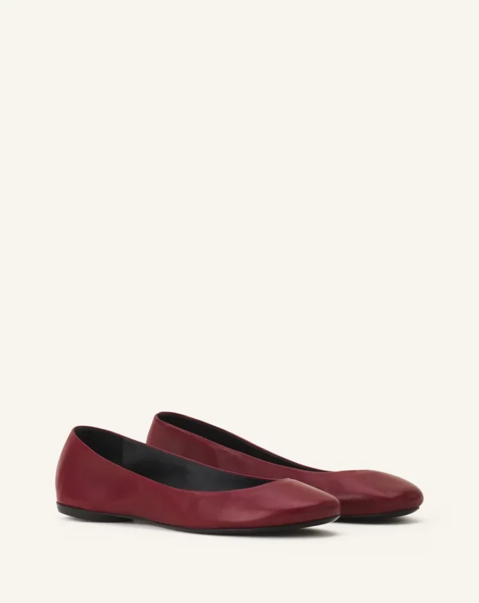 Ballerine piatte in pelle Ballerine piatte in pelle