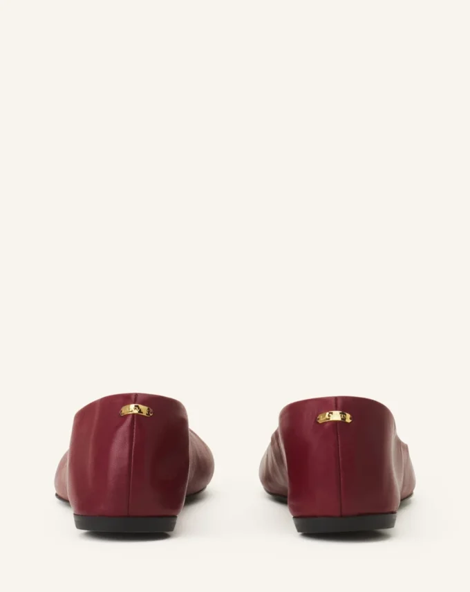 Ballerine piatte in pelle Ballerine piatte in pelle