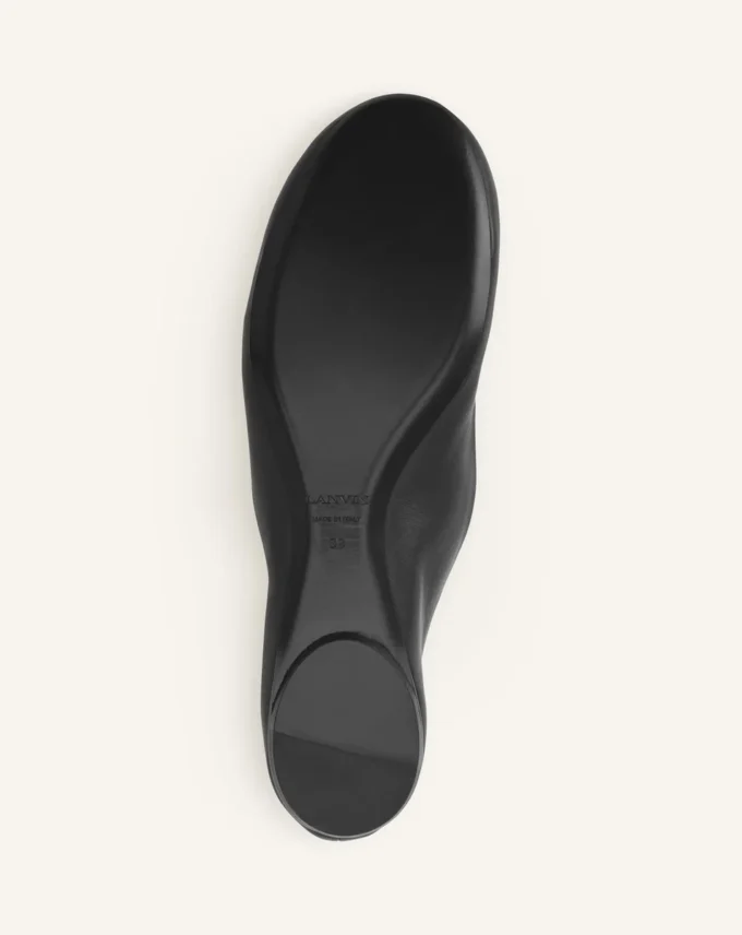 Ballerine piatte in pelle Ballerine piatte in pelle