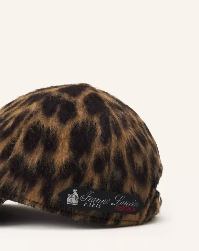Cappellino con stampa leopardata Cappellino con stampa leopardata
