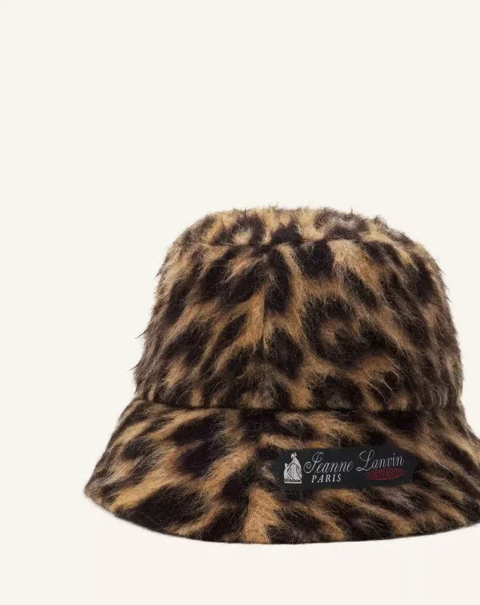 Cappello a secchiello reversibile con stampa leopardata Cappello a secchiello reversibile con stampa leopardata