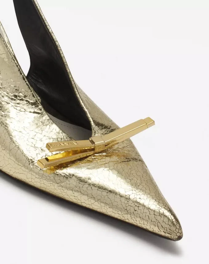 Décolleté con cinturino posteriore e fiocco Lanvin in pelle metallizzata craquelé Décolleté con cinturino posteriore e fiocco Lanvin in pelle metallizzata craquelé