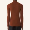 Maglione a collo alto in lana merino e seta Maglione a collo alto in lana merino e seta