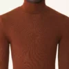 Maglione a collo alto in lana merino e seta Maglione a collo alto in lana merino e seta