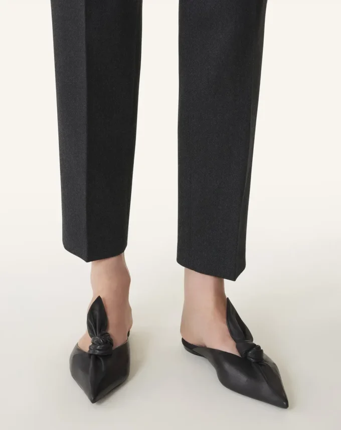 Mule con fiocco in pelle Midnight Step Mule con fiocco in pelle Midnight Step