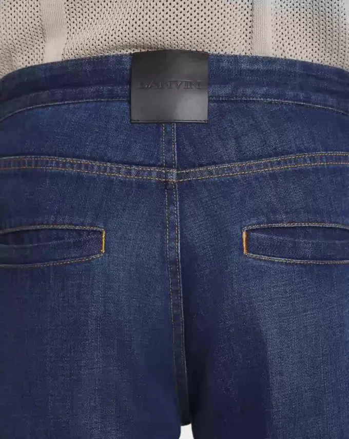 Pantaloni in denim dalla vestibilità dritta Pantaloni in denim dalla vestibilità dritta