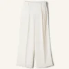 Pantaloni larghi in lana Pantaloni larghi in lana