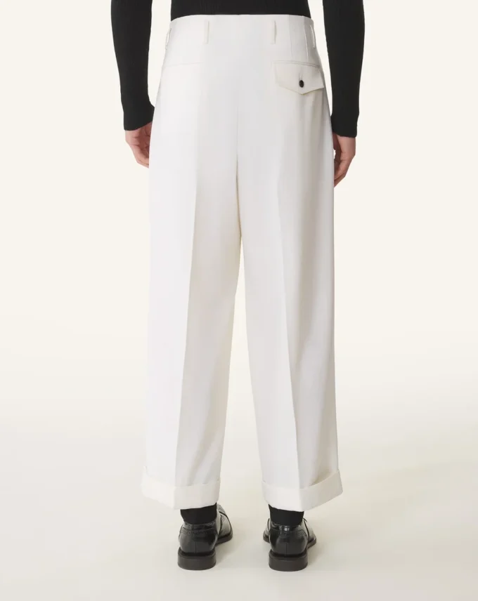 Pantaloni larghi in lana Pantaloni larghi in lana