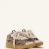 Sneakers in pelle scamosciata con lacci in rete Sneakers in pelle scamosciata con lacci in rete