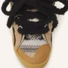 Sneakers in pelle scamosciata con lacci in rete Sneakers in pelle scamosciata con lacci in rete