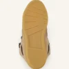 Sneakers in pelle scamosciata con lacci in rete Sneakers in pelle scamosciata con lacci in rete