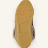 Sneakers in pelle scamosciata con lacci in rete Sneakers in pelle scamosciata con lacci in rete
