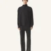 Top con collo alto in seta Top con collo alto in seta
