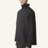 Top con collo alto in seta Top con collo alto in seta